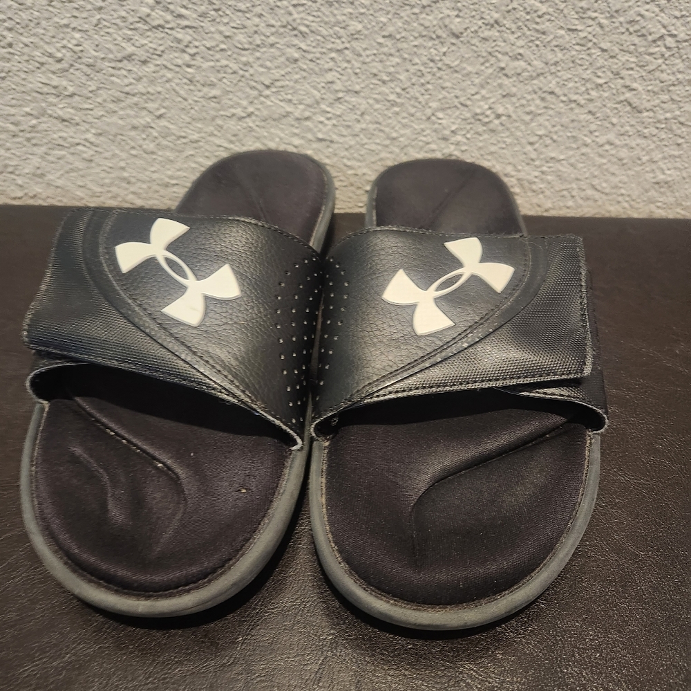 Under Armour slides size 13 black and white
